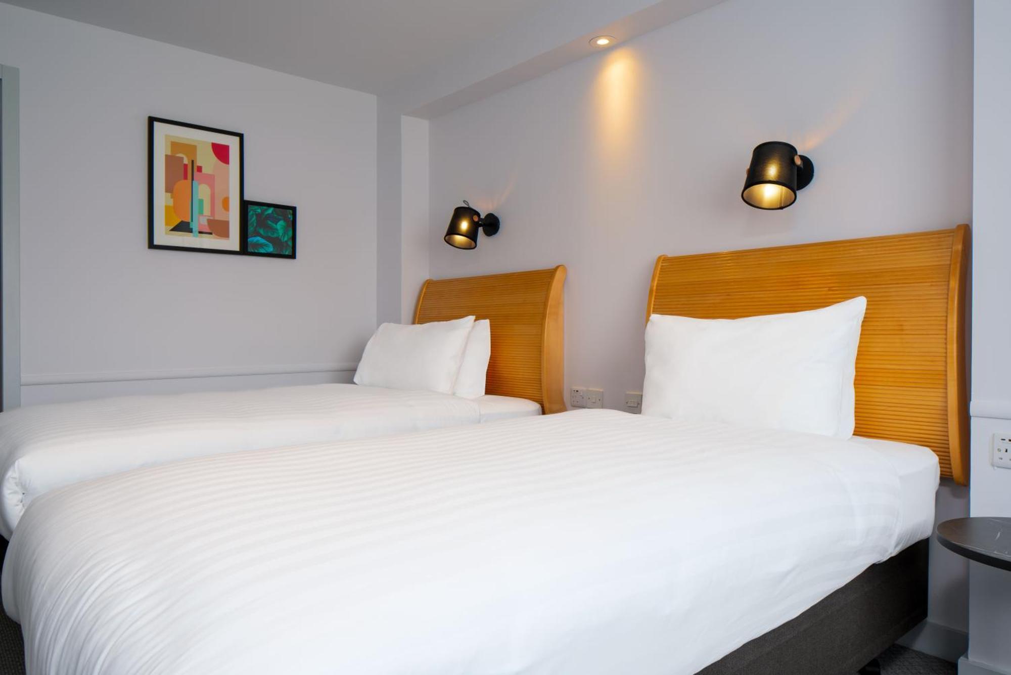 Holiday Inn Bristol Filton By Ihg Winterbourne Exterior foto